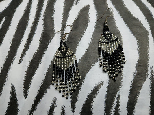 Beaded Dangle Earrings (Black)