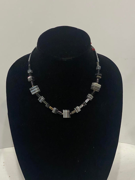 The Emmanuela Necklace