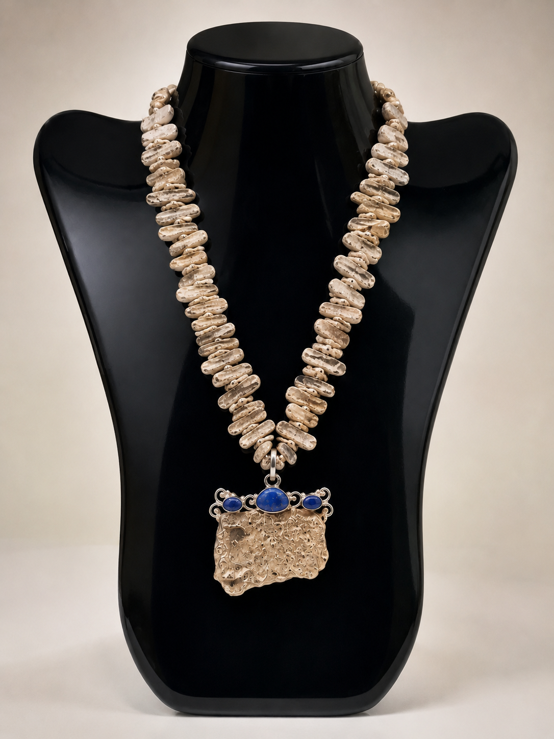 ZZ7- Captivate Necklace